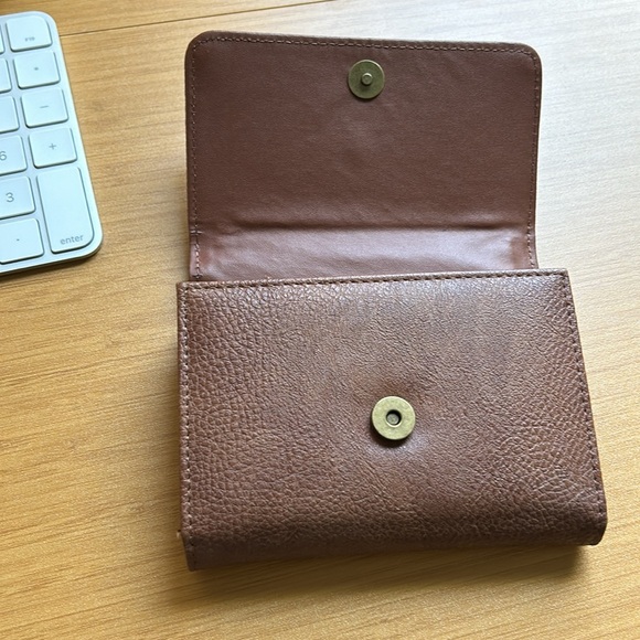 Wallet - Picture 3 of 4